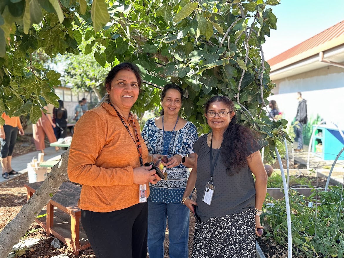 Husky Gardens ribbon cutting