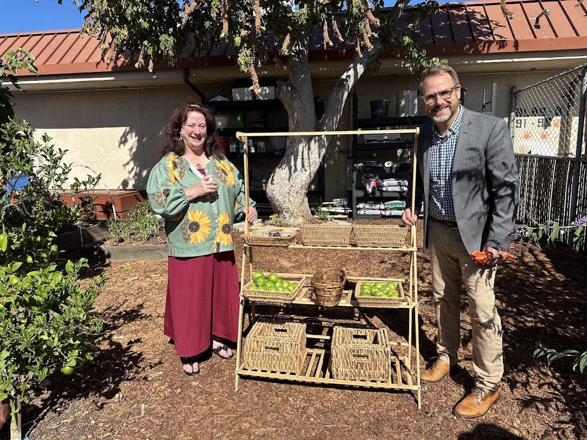 Husky Gardens ribbon cutting